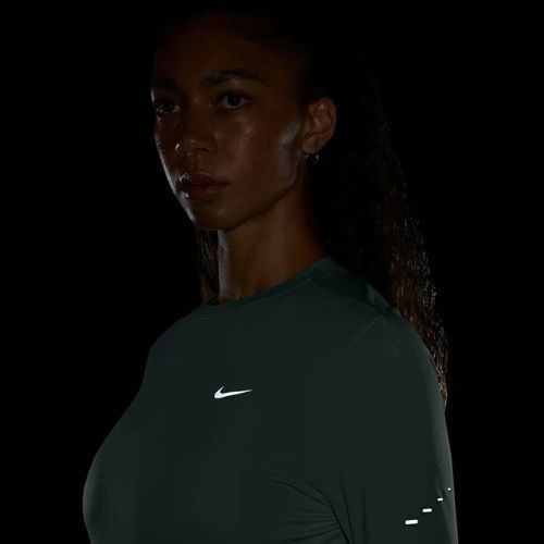 Maglia a maniche lunghe da running da donna Nike Swift Dri-FIT UV steam