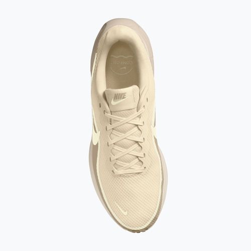 Scarpe da running da uomo Nike Revolution 8 Extra Wide pale ivory/sanddrift/linen/sail