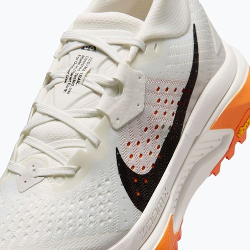 Scarpe da corsa donna Nike ACG Zegama Trail summit white/phantom/safety orange/black