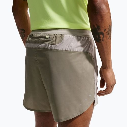 Pantaloncini da corsa da uomo Nike Stride Dri-Fit Brief-Lined 5" light army/spruce fog