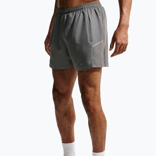 Pantaloncini da corsa da uomo Nike Miler Dri-Fit 2in1 5" smoke grey/smoke grey