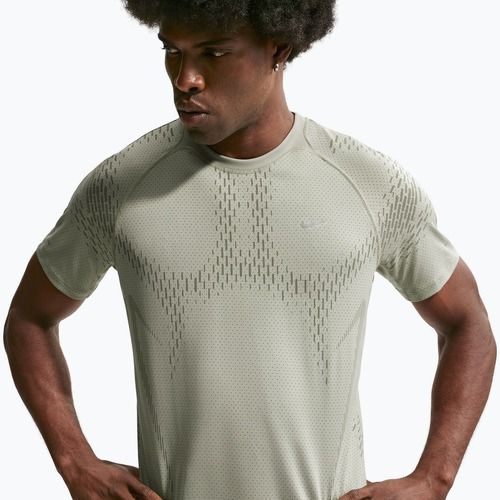 Maglietta da corsa da uomo Nike Stride Dri-Fit ADV spruce fog/light army