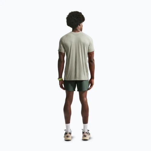 Maglietta da corsa da uomo Nike Stride Dri-Fit ADV spruce fog/light army