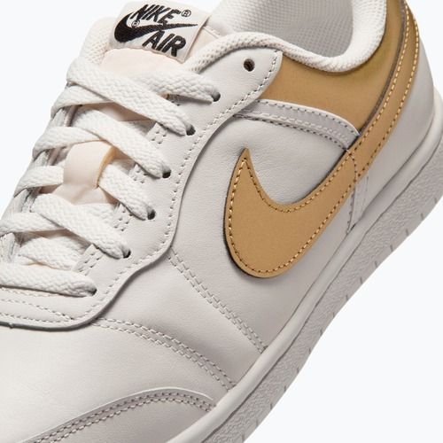 Scarpe da donna Air Jordan Skyline Low swan/black/metallic gold