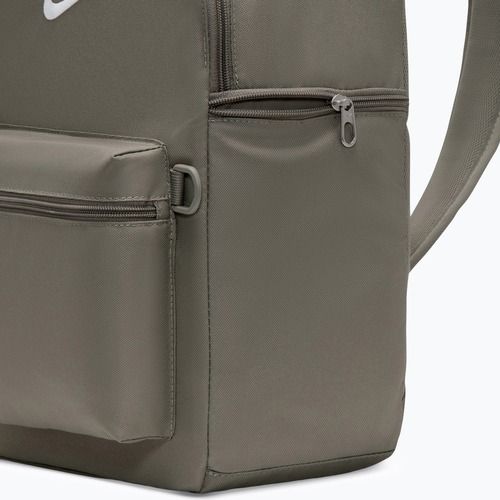 Zaino urbano Nike Heritage 23 l light army/white
