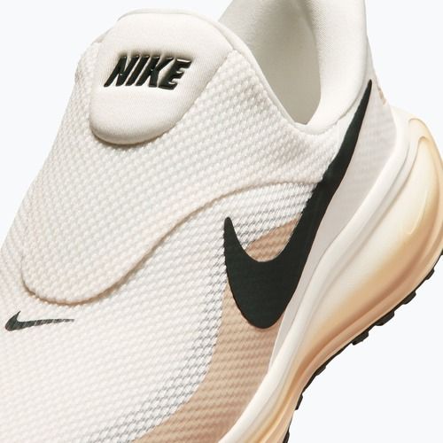 Scarpe da running da uomo Nike Revolution 8 EasyOn pale ivory/sail/linen/black spruce