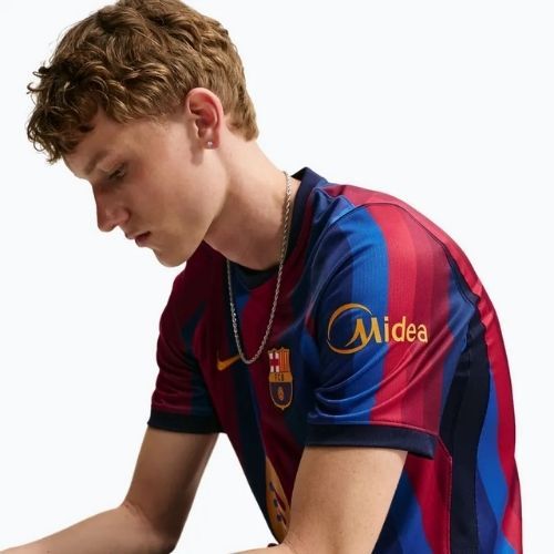 Maglietta da calcio da uomo Nike FC Barcelona Dri-Fit Stadium Home deep garnet/blue void/mineral yellow