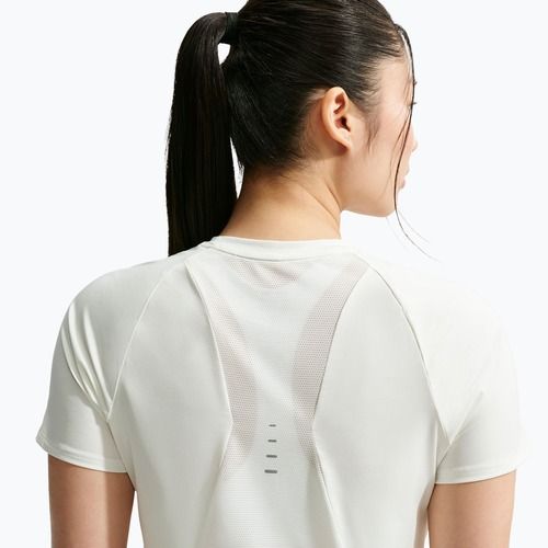 Maglia da running da donna Nike Swift Dri-Fit sail
