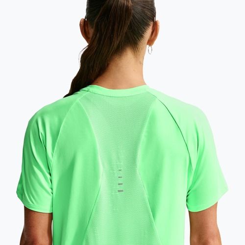 Maglia da running da donna Nike Swift Dri-Fit illusion green