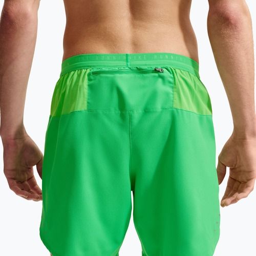 Pantaloncini da corsa da uomo Nike Stride Dri-Fit Brief-Lined 7" green spark