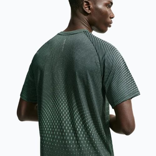 Maglia da corsa da uomo Nike Stride black/light green spark