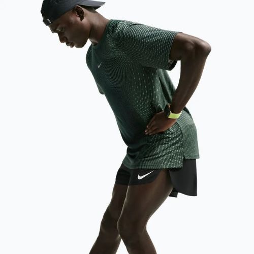 Maglia da corsa da uomo Nike Stride black/light green spark