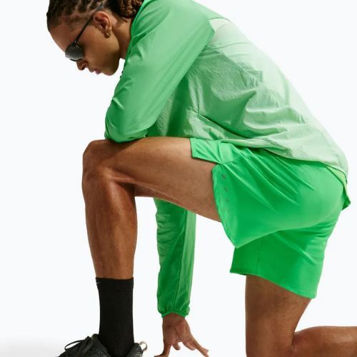 Pantaloncini da corsa da uomo Nike Stride Dri-Fit 2in1 7" green spark