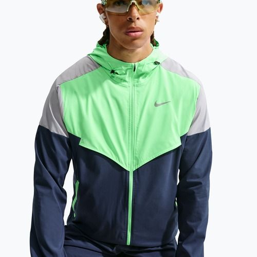 Giacca da corsa da uomo Nike Impossibly Light Windrunner midnight navy/illusion green/wolf grey