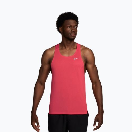Maglia da corsa da uomo Nike Fast Dri-Fit fusion red