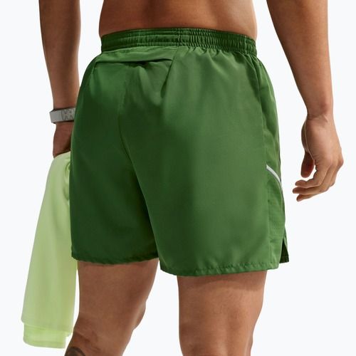 Pantaloncini da corsa da uomo Nike Miler forest green
