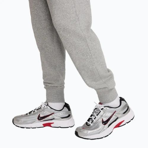 Pantaloni da uomo Nike Club French Terry Joggers dark grey heather/light smoke grey/white