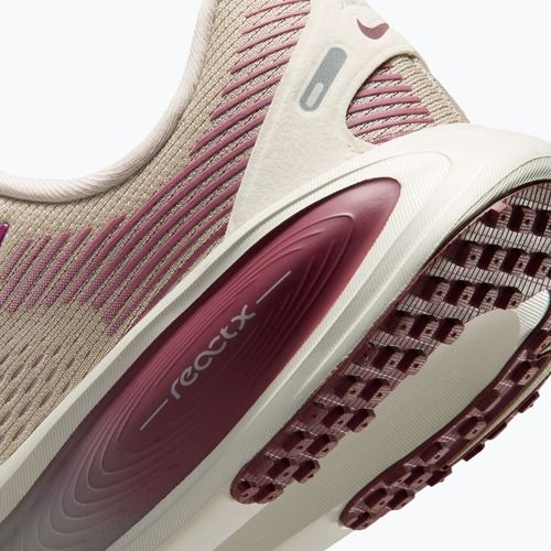 Scarpe da corsa Nike Vomero 18 cream ii/sail/pink smoke