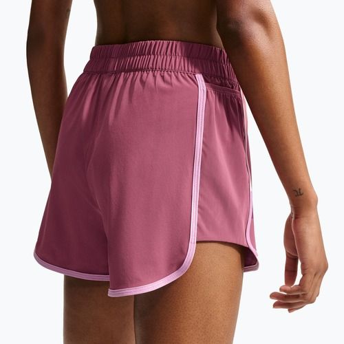 Pantaloncini da allenamento da donna Nike One pink smoke/pink rise/mystic dates