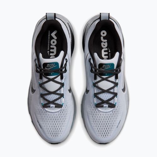 Scarpe da corsa uomo Nike Vomero 18 football grey/metallic cool grey/black
