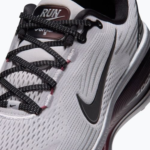 Scarpe da corsa donna Nike Vomero 18 vast grey/metallic silver/black