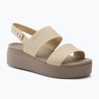 Sandali Crocs Brooklyn Met Low Wedge in metallo champagne per donna