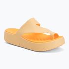 Infradito donna Crocs Getaway Platform Toe Loop golden hour