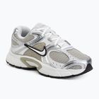 Scarpe da donna Nike V5 RNR spruce fog/metallic silver/summit white