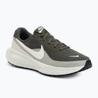 Scarpe da running uomo Nike Revolution 8 cargo khaki/spruce aura/spruce fog/sail
