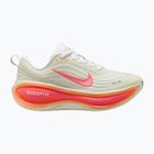 Scarpe da running donna Nike Vomero Plus sail/white/orange pulse/hot lava