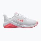 Scarpe da allenamento donna Nike Bella 7 white/white/hot lava