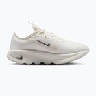 Scarpe da donna Nike Motiva 2 summit white/phantom/metallic silver