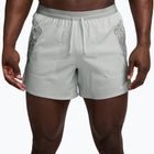 Pantaloncini da corsa da uomo Nike Stride grey fog