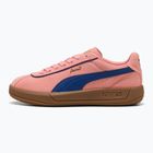 Scarpe da donna PUMA Club Klassika Suede rosa frutta/blu acceso/oro puma