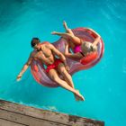 AQUASTIC ruota per il nuoto per 2 persone ASR-175R rosso