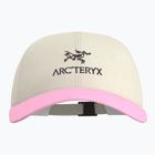 Cappellino con visiera Arcteryx Bird Wood cosmic bloom