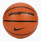 Nike Everyday Playground 8P sgonfiato ambra / nero basket dimensioni 5