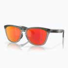 Occhiali da sole Oakley Frogskins Range grigio opaco fumo/inchiostro grigio/rubino