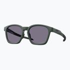 Occhiali da sole Oakley Shackle verde cacciatore opaco/grigio prismatico
