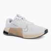 Scarpe da ginnastica da donna Nike Metcon 9 bianco/oro metallico grano/sanddrift/bianco