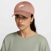 Cappello da baseball Nike Club Unstructured Futura Wash oro rosa/bianco