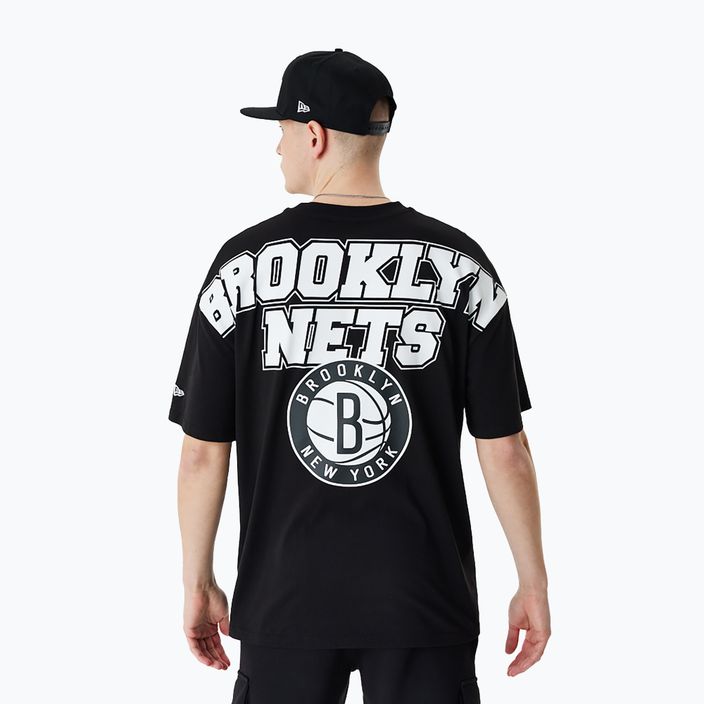 Uomo New Era NBA Large Graphic BP OS Tee Brooklyn Nets nero 2