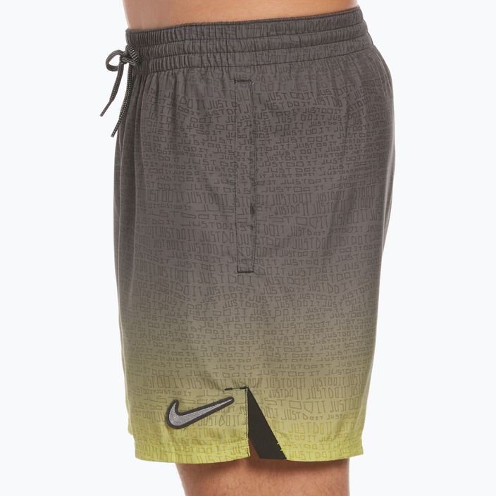 Pantaloncini da bagno Nike Just Do It Fade 5" Volley da uomo verde atomico 7