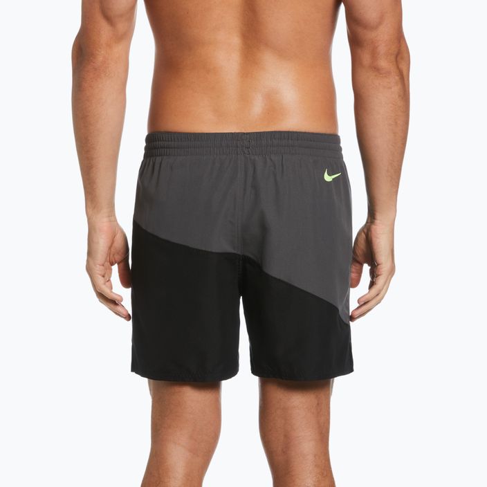 Pantaloncini da bagno Nike Block Swoosh 5" Volley da uomo, nero 4