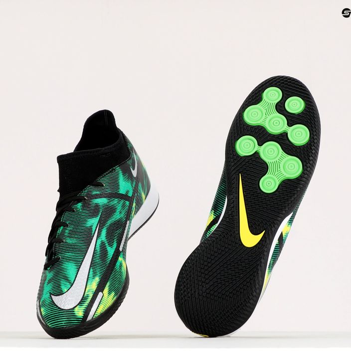 Scarpe da calcio uomo Nike Phantom GT2 Academy DF SW IC nero/metallico platino/verde strike 10
