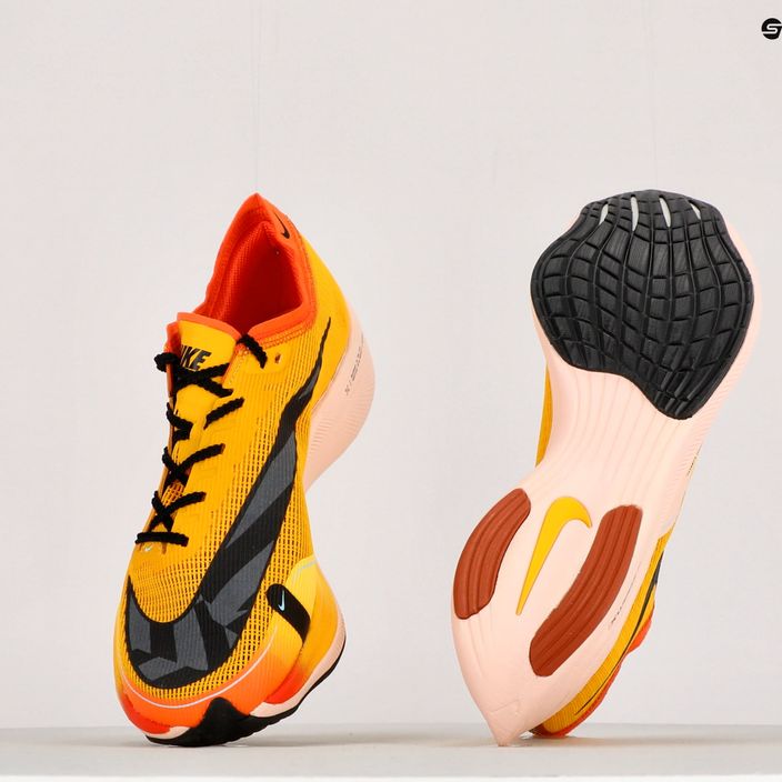 Scarpe da corsa uomo Nike Zoomx Vaporfly Next 2 oro universitario/nero/polline/arancio 11