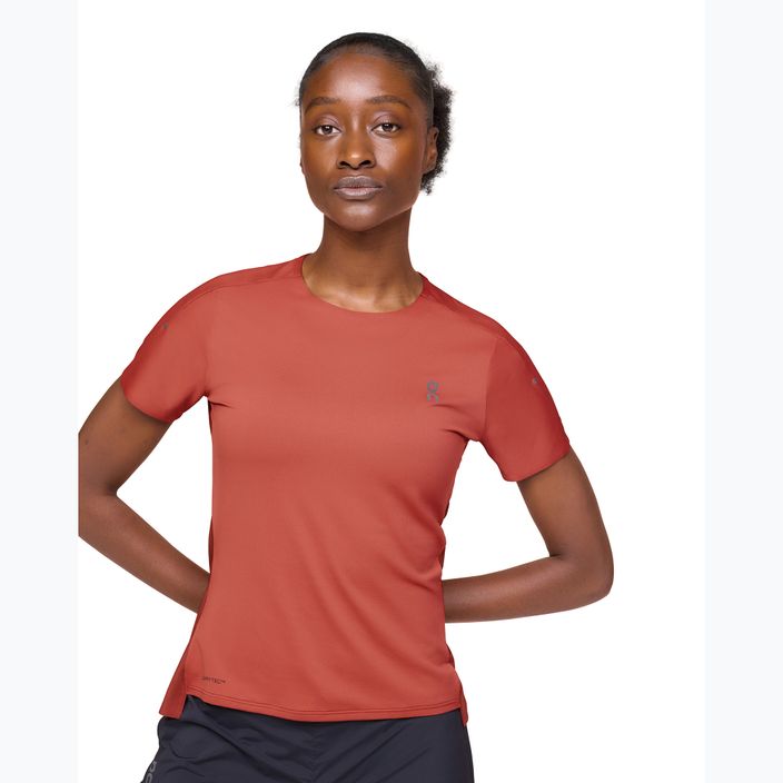 Maglietta da corsa On Running Performance-T da donna color arancio/rubino 3