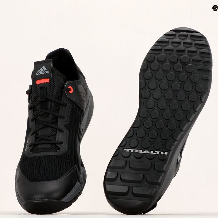 Uomo adidas FIVE TEN Trailcross LT nucleo nero / grigio due / rosso solare piattaforma scarpe da ciclismo 14