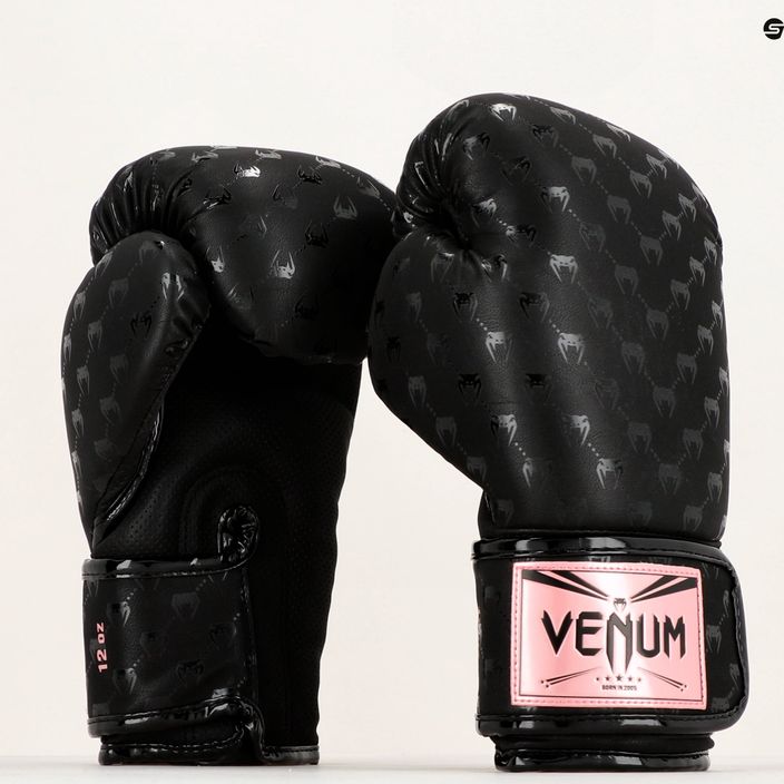 Guantoni da boxe Venum Impact Monogram nero-oro VENUM-04586-537 15