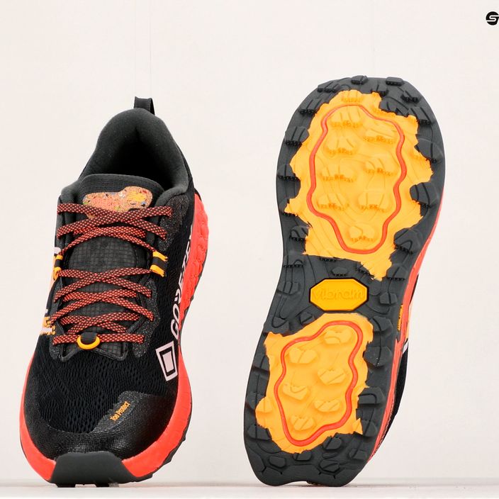New Balance Fresh Foam X Hierro v7 nero/arancio scarpe da corsa da uomo 18